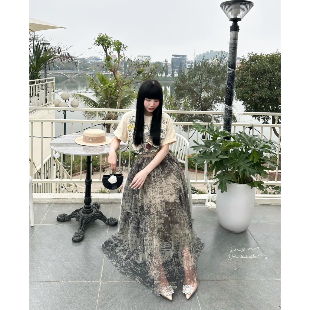 Set Áo Dior chất cotton kèm Chân váy tơ hàng thiết kế siêu hot hit- P031