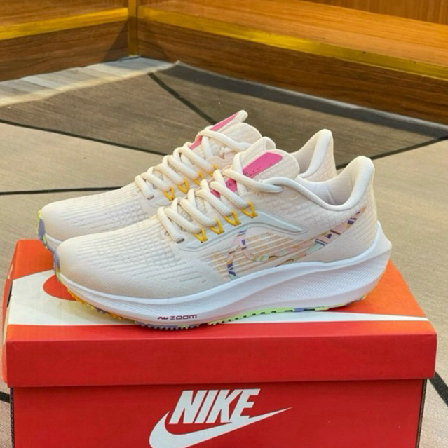 Giày sneaker 𝐏𝐞𝐠𝐚𝐬𝐮𝐬 𝟑𝟗 𝐋𝐢𝐠𝐡𝐭 𝐒𝐨𝐟𝐭 𝐏𝐢𝐧𝐤