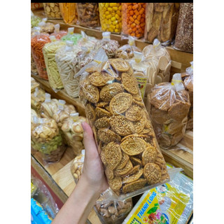 Lẻ 500g bánh tai heo có mè 50k