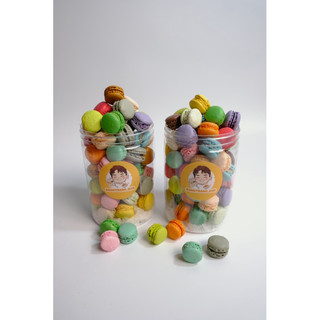 Bánh macaron mini size ( Chọn vị hộp nắp nhôm cao cấp )