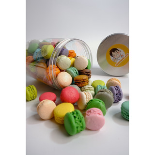 Bánh macaron mini size ( Chọn vị hộp nắp nhôm cao cấp )
