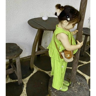 Bộ đồ bé gái bánh bèo chất đũi dập ly mềm mát cho bé từ 8-20kg