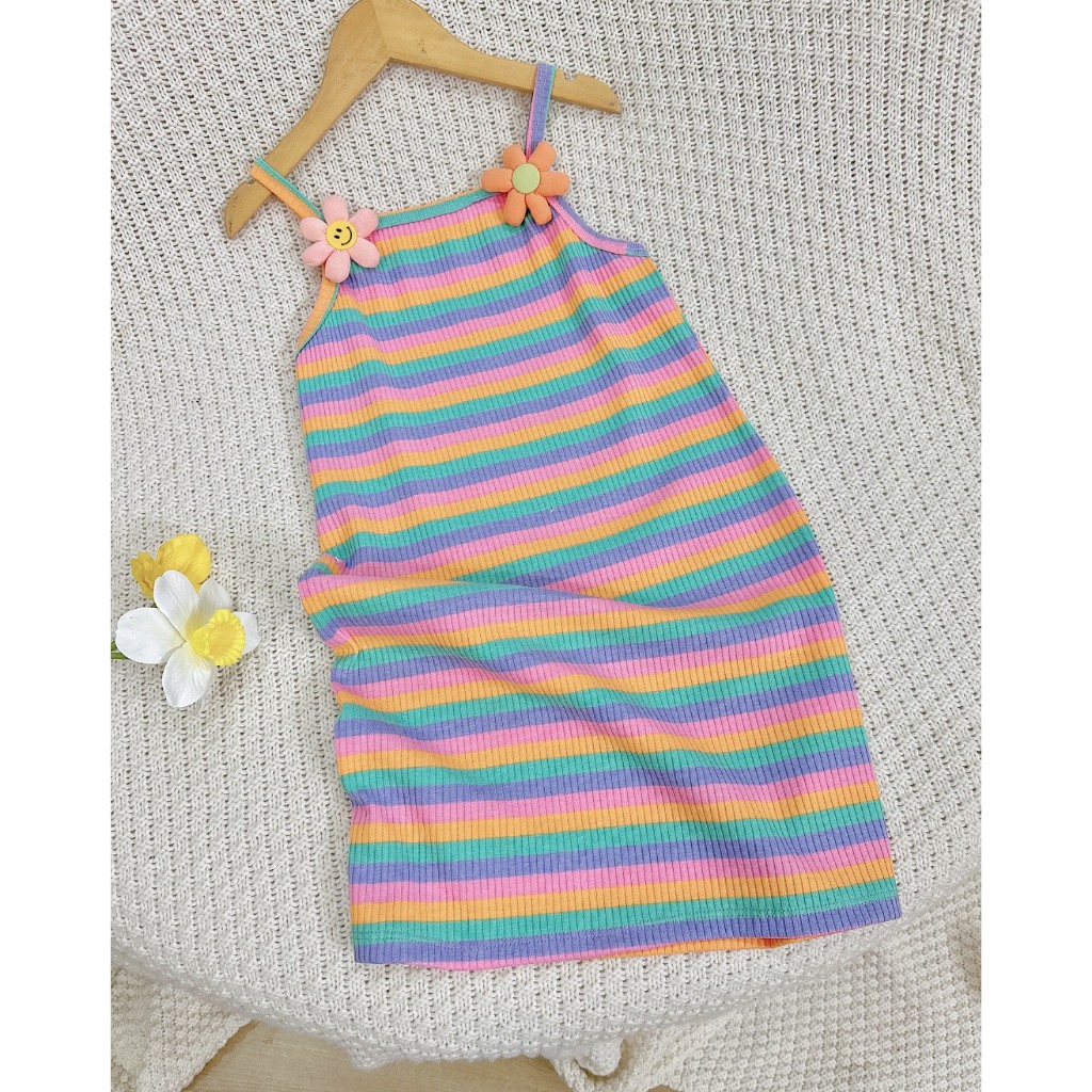 Váy body 2 dây mềm đính hoa xốp trước ngực cho bé yêu