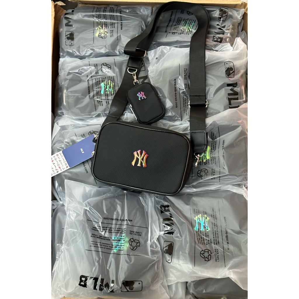 Túi Đeo Chéo MLB NY Dành Cho Cả Nam Và Nữ, Phong Cách Có Túi Tiddy Logo Kim Loại  Size | 20cm x 14cm x 7cm