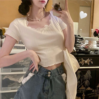 Áo baby tee form dáng thiêt kế hiện đại deliz kiểu brandy coquette croptop cổ bèo  nữ tiểu thư nhẹ nhàng CHOUCHOU