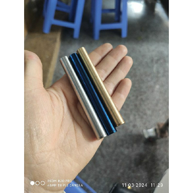 Bật lửa 2 khúc