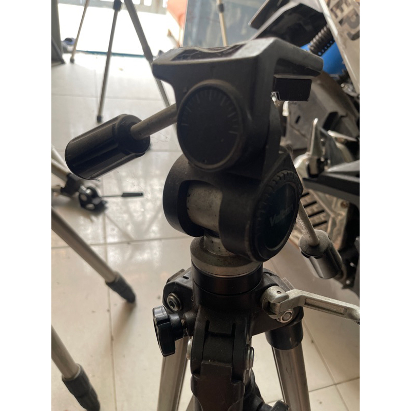 Velbon super Ace made in Japan cho các bàn tay cơ bắp..