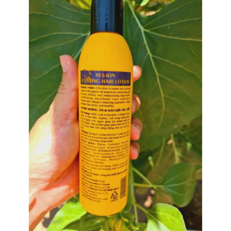 Lotion tạo lọn và dưỡng ẩm tóc uốn Yes-ion 250ml