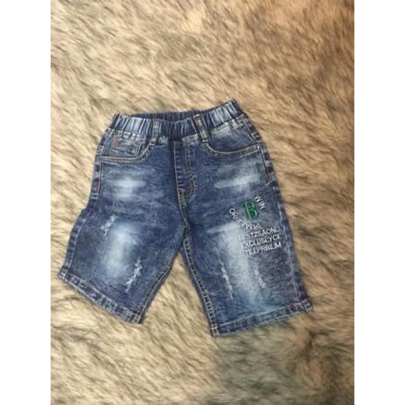 Quần jeans lửng bé trai