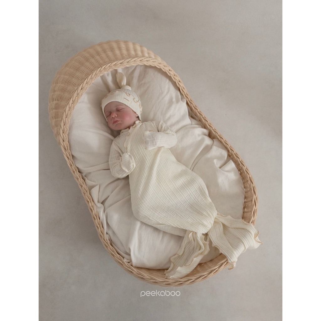 |PEEKABOO 2024| DAPHNE NEWBORN