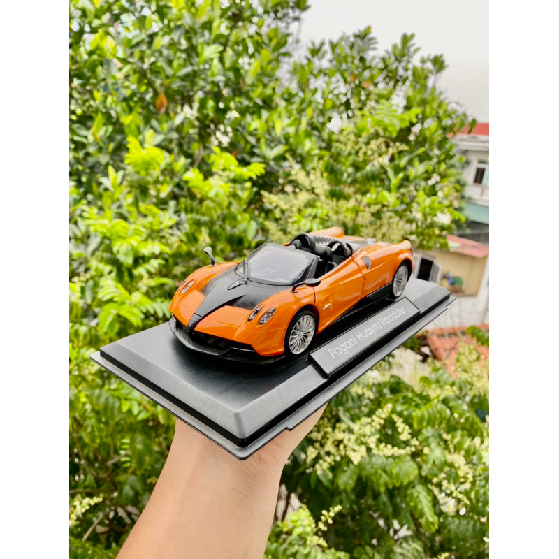 Xe mô hình PAGANI Tỉ lệ 1:24