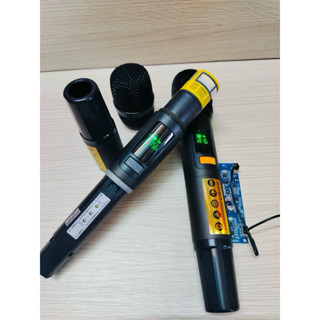Micro karaoke lắp loa kéo, loa xách tay sóng UHF, tăng giảm volume mic, sóng mạnh, hát nhẹ, chống rít rất tốt