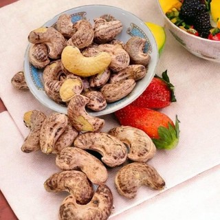 Hạt Điều vỏ lụa loại A Bình Phước (hũ 500gr)