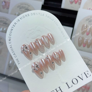 Nail box ombre hồng phối tráng gương ánh trắng