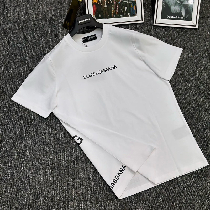 Áo phông nam nữ Premium Cotton in chữ ngực và hoạ tiết DG Milano 1984 mặt sau basic AP479P