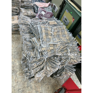 Set quần kẻ áo quây