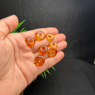 Mặt dây chuyền khấu bình an hổ phách
