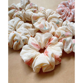 Cột tóc Scrunchies handmade họa tiết xinh xắn