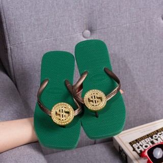 Dép kẹp gắn charm đồng tiền vàng nhiều màu thời trang đế chống trơn thịnh hành