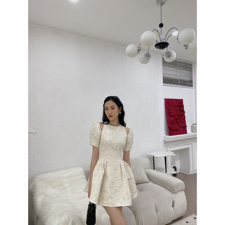 Váy gấm khoét vai 635