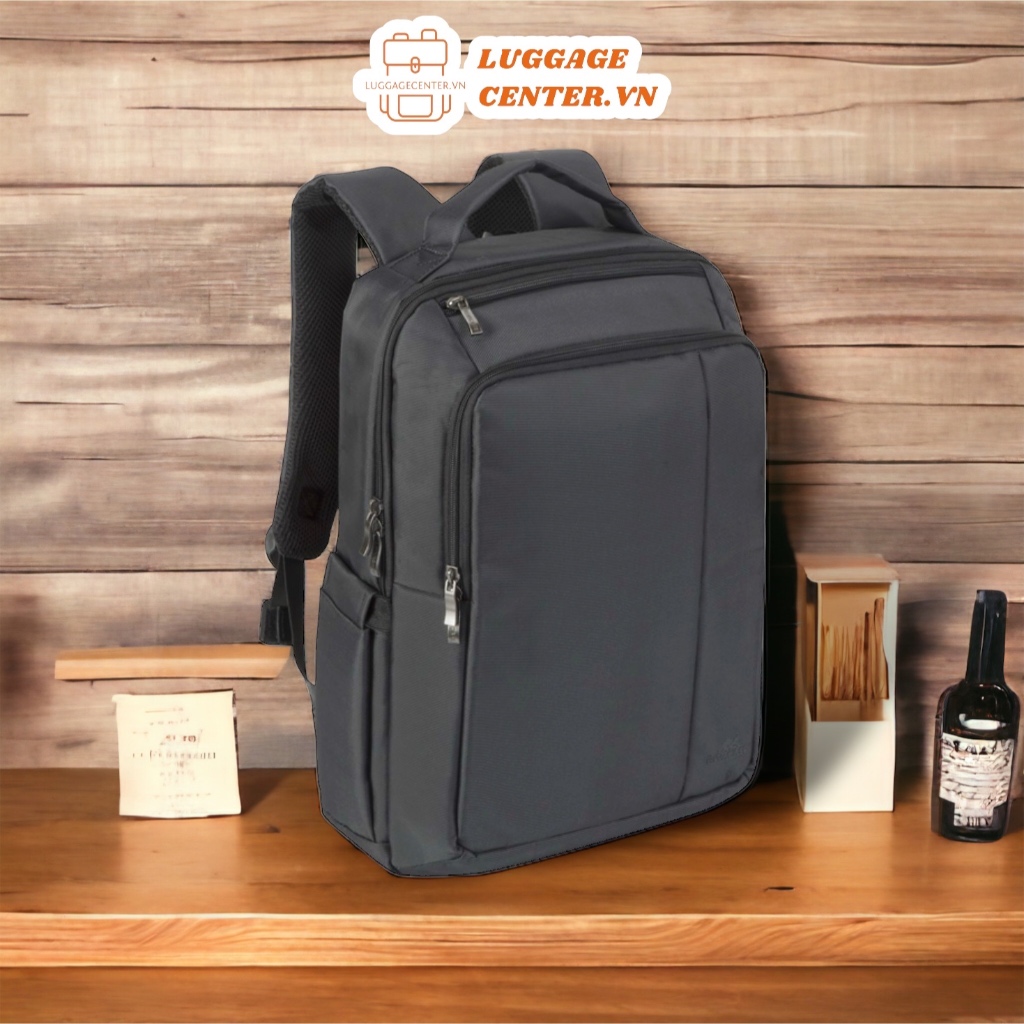 BALO LAPTOP 15.6" RIVACASE 8262
