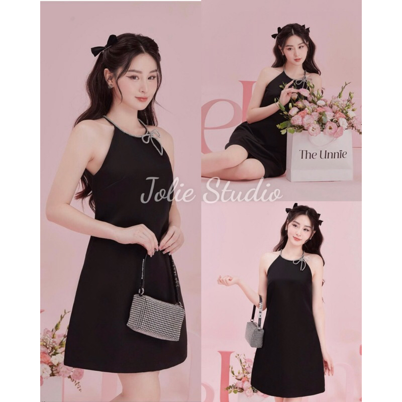 VÁY CỔ YẾM DÁNG SUÔNG ĐÍNH DÂY ĐÁ THẮT NƠ (JS1)