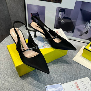 Sandal da lộn quai đá chữ mềm êm hàng qccc