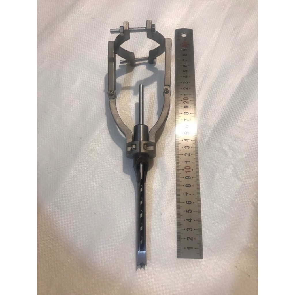 Đầu máy đục mộng vuông + mũi đục lắp cho khoan bàn để thành máy đục mộng vuông cho gỗ