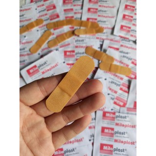 [1miếng] băng keo cá nhân Miloplast, băng gạc vết thương, miếng băng tiện dụng cho gia đình và các cơ sở y tế