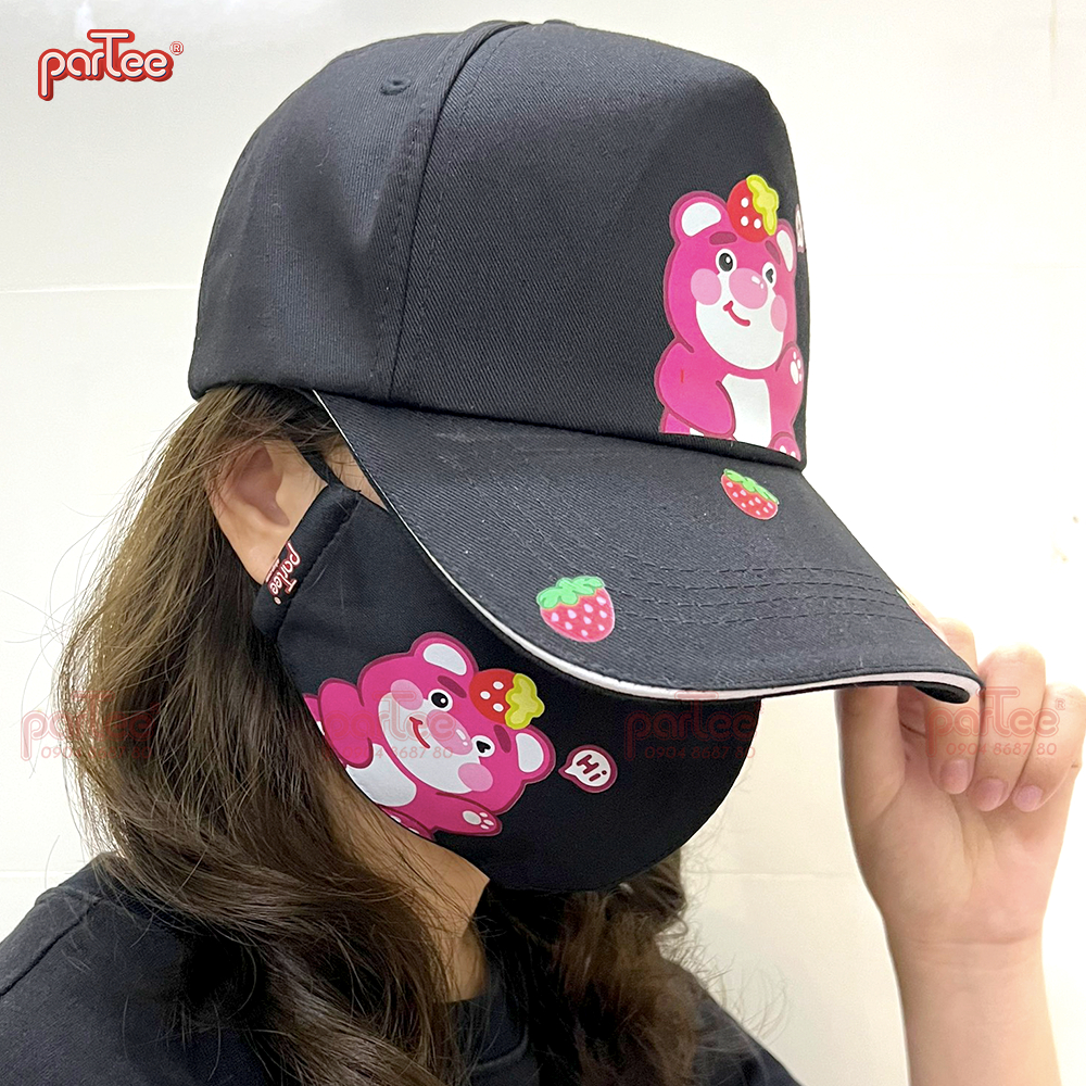THƠM DÂU | Khẩu Trang Gấu Dâu LOTSO Cute Vải Bịt Mặt Chống Nắng 3 Lớp Ôm Mặt Có Nút Chỉnh Dây Đeo parteesh