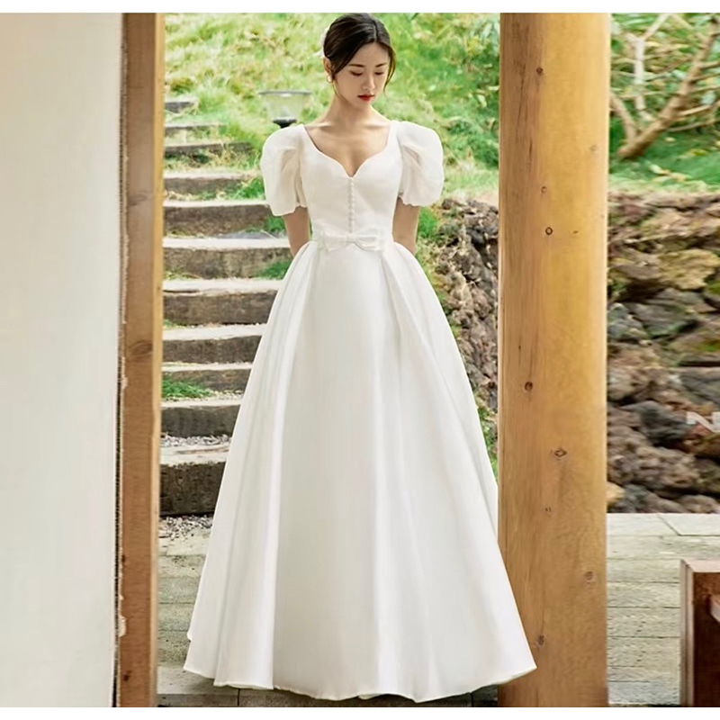 Váy cưới vải Phi Nhật trắng xoè phồng sang trọng, váy cô dâu tiệc cưới, váy xoè trắng đi bàn dự tiệc