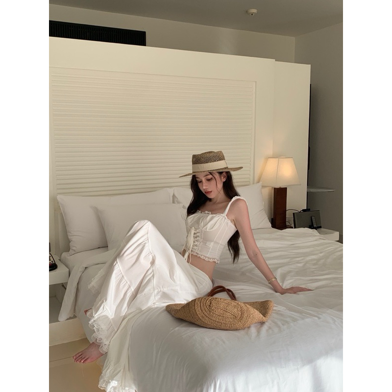 Set đồ đi biển màu trắng TABISHOP Set áo croptop trễ vai phối chân váy dài sang chảnh hottrend mặc hè(11) | BigBuy360 - bigbuy360.vn