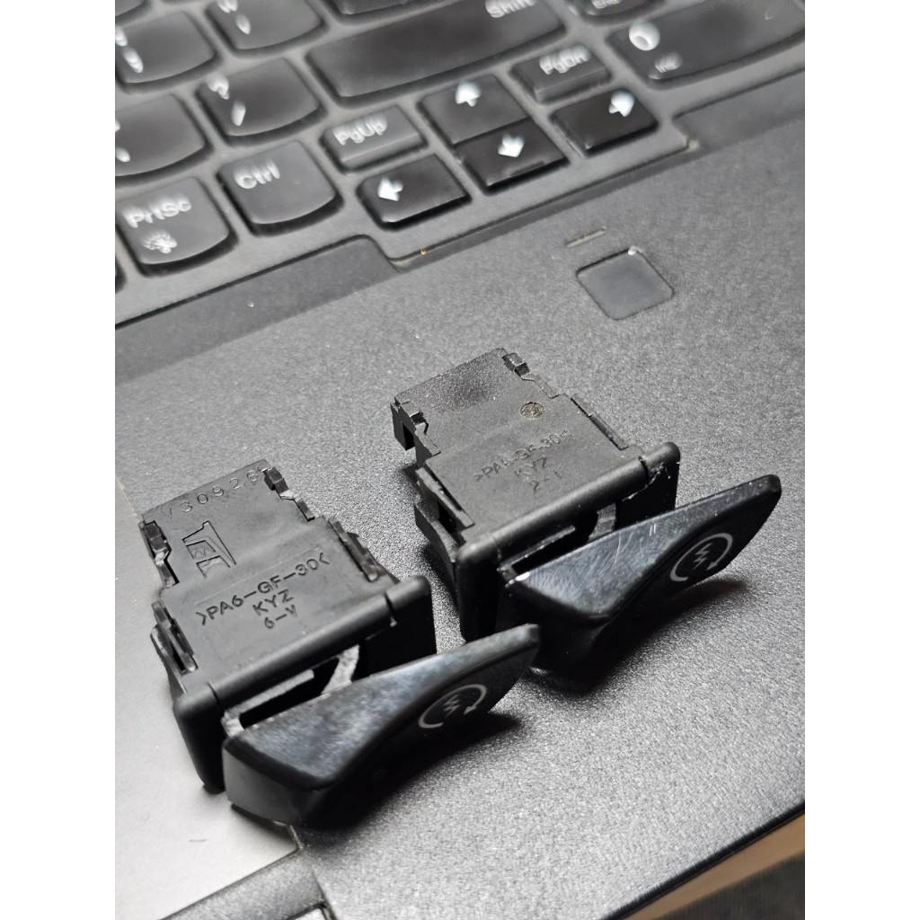 Nút ĐỀ Datbike Quantum