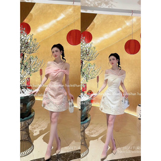 váy trễ vai tơ đính cườm