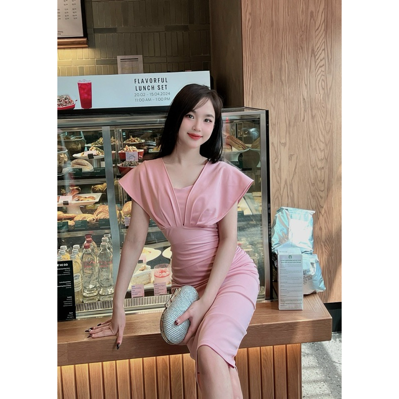 Váy body cổ chữ V trễ vai cánh dơi chất liệu vải Hàn Quốc co giãn 4 chiều (Hàng giá xưởng)