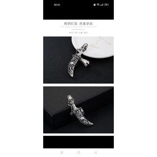 Mặt dây chuyền cái Rìu