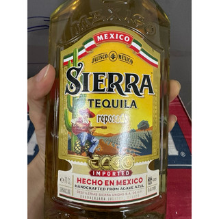 TEQUILA SIERRA  GOLD 700ML ( chuyên Pha chế )