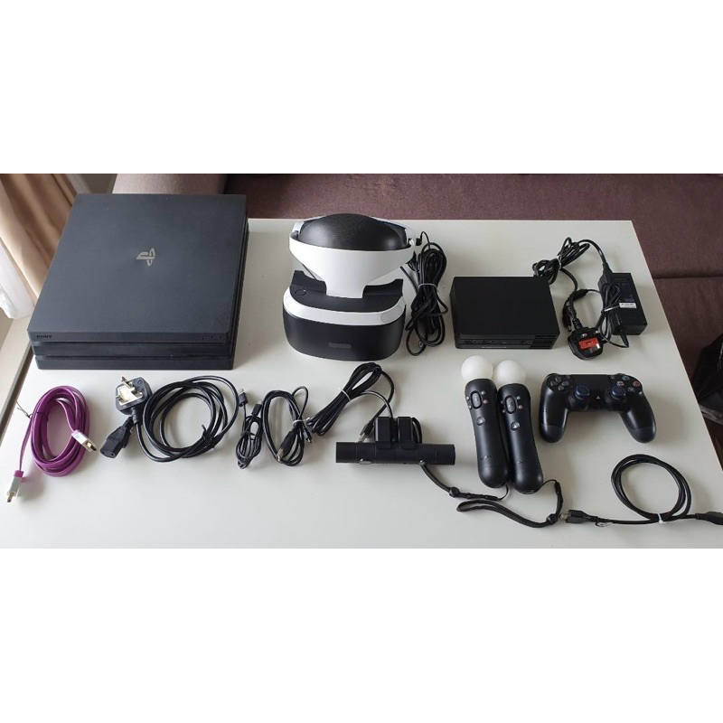 Combo PS4 Pro “Hắc” và PS VR 1