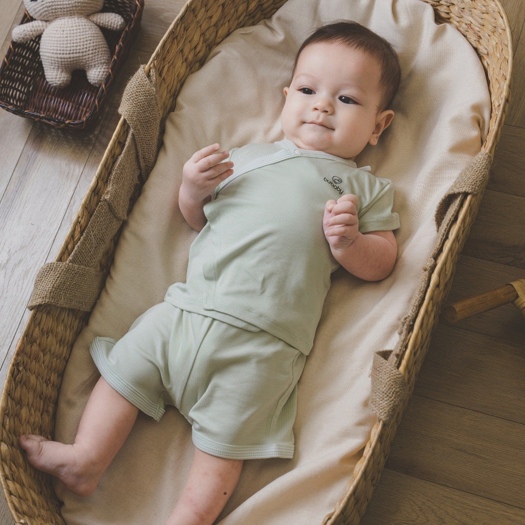 Bộ cộc tay cài chéo sơ sinh bamboo BU BABY