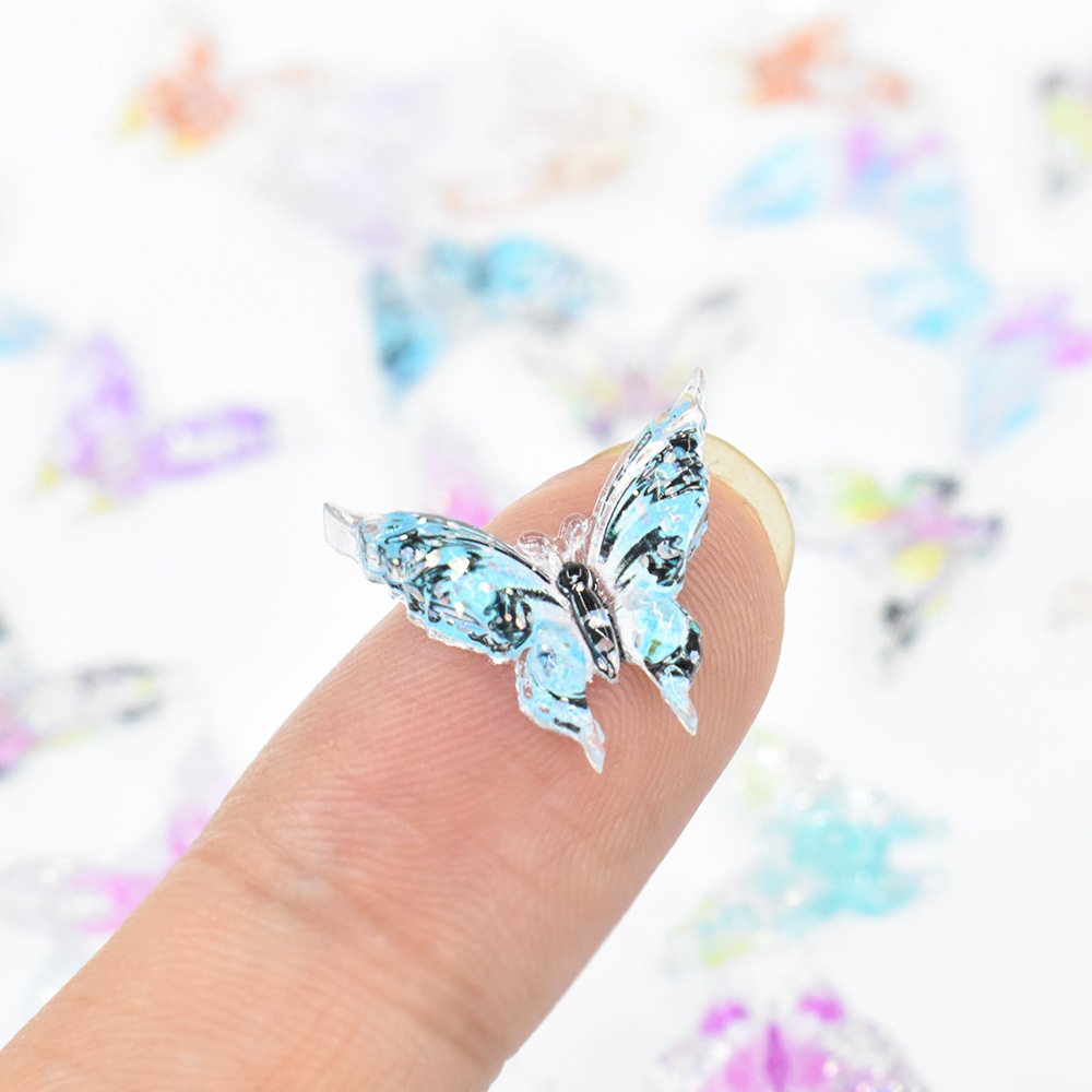 Charm bướm nhỏ (new)