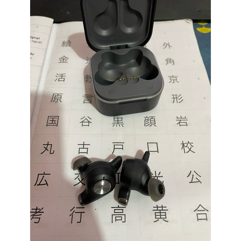 Tai nghe Aviot Nhật