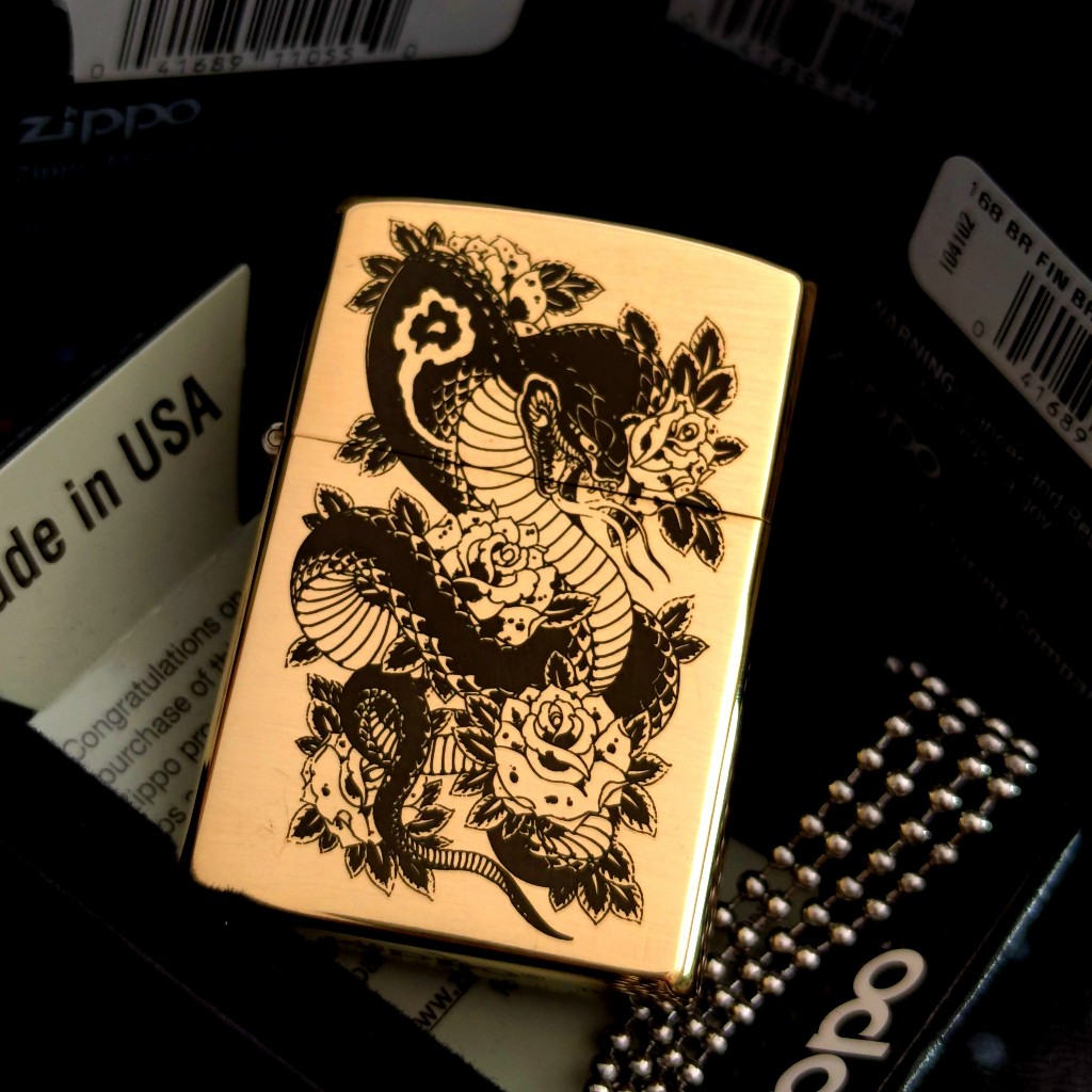 Vỏ bật lửa Zippo đồng khối mẫu Rắn Hoa dễ dàng thay thế ( không có lửa) chỉ có vỏ