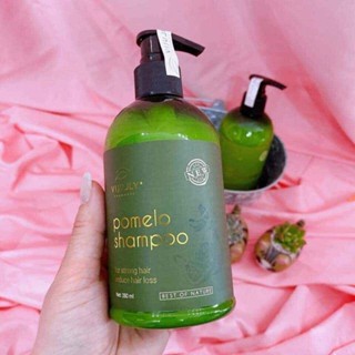 Dầu Gội Bưởi ViJully giảm rụng tóc kích mọc tóc và làm sạch khoẻ da đầu.