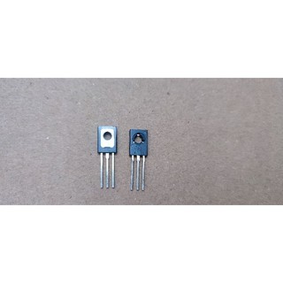 D882 2sd882 transistor d882 3a 40v to-126 chính hãng.
