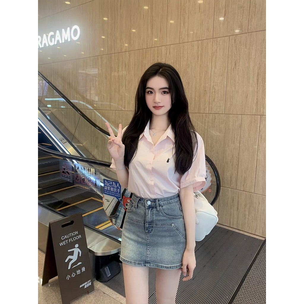 Áo Sơ Mi Nữ Thêu Thỏ Tay Ngắn, Áo Sơ Mi Cộc Tay Chất Thô Nến Dày Dặn Phong Cách Hàn Quốc | BigBuy360 - bigbuy360.vn