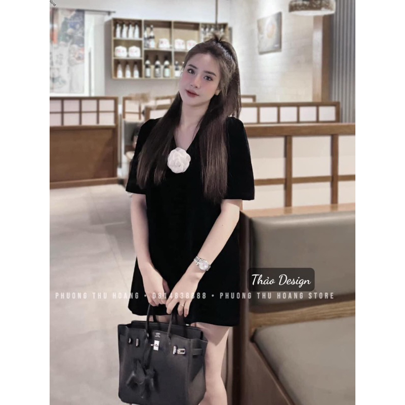 Váy Suông Cổ V Đính Hoa Trà