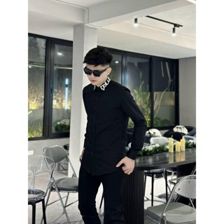 Áo Sơ Mi Nam Đôn Chề Logo In Trên Cổ Áo Siêu Đẹp – Áo Sơ Mi Nam Nữ Đon Chề Chất Liệu Cao Cấp