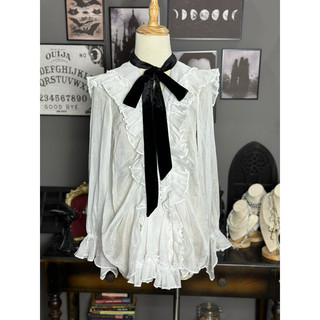 - sơ mi trắng blouse lolita , gothic