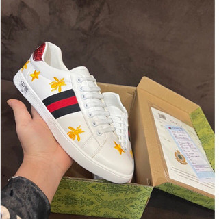 Giày Sneaker Thời Trang Nam Thêu Ong Sao full size 38-43