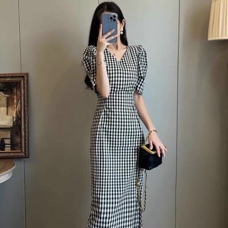 Đầm caro cổ tim kèm dây eo buột nơ